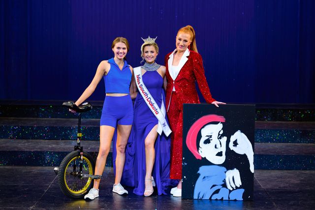Joelle Simpson Crowned Miss South Dakota 2024